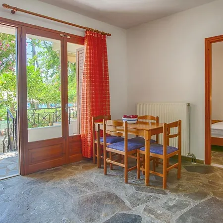 Giapis Apartmán Mikros Gialos
